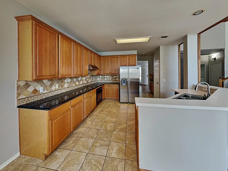 2815 Saint Maria Dr — Photo 4