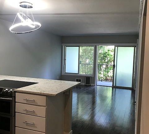 2nd image of 130 105th Ave SE APT 112