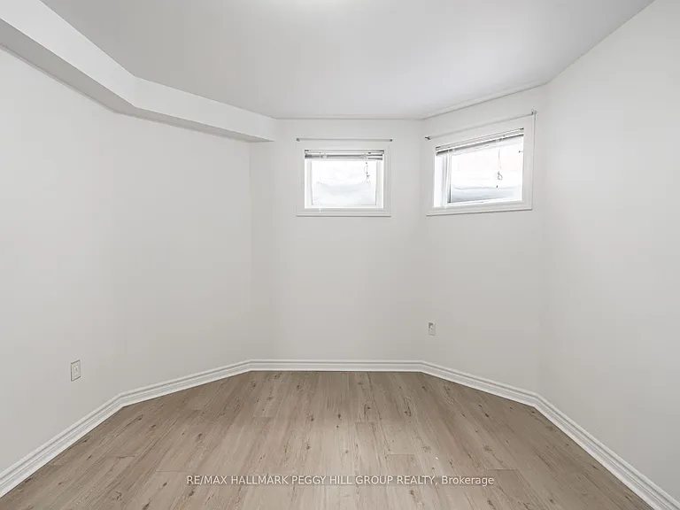 9 Kestrel Ct #LOWER — Photo 8