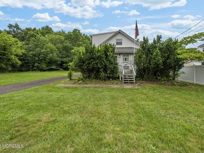 17 Wood Avenue, Englishtown, NJ, 07726
