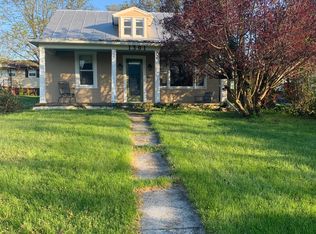 1301 W Washington St, Harpers Ferry, WV 25425