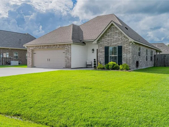 13083 E Coles Creek Loop, Hammond, LA 70403