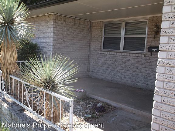 2nd image of 4014 SE 14th St
