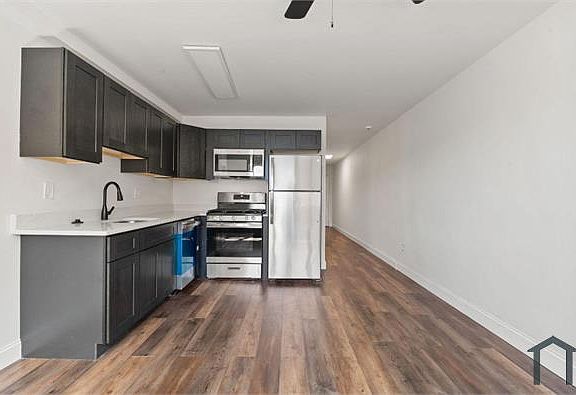 5th image of 610 57th St NE