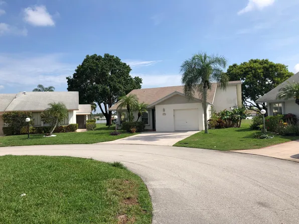 3574 Amalfi Dr, West Palm Beach, FL 33417