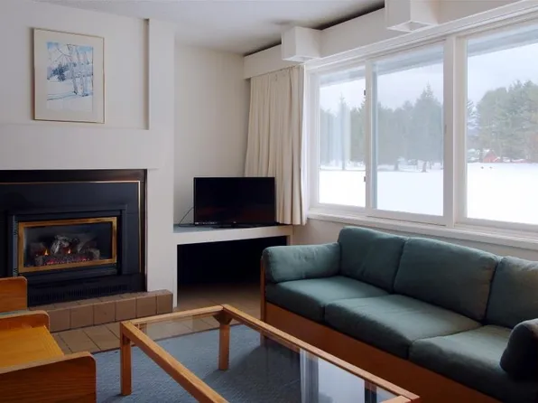 185 Village Green Drive #8D, Stowe, VT 05672