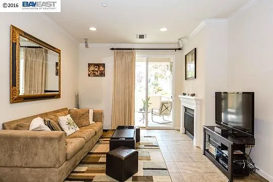 3290 Maguire Way — Photo 3