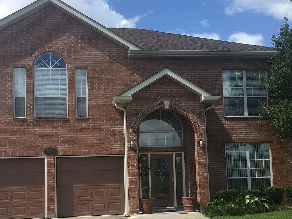 1st image of 36 Larkspur Ln