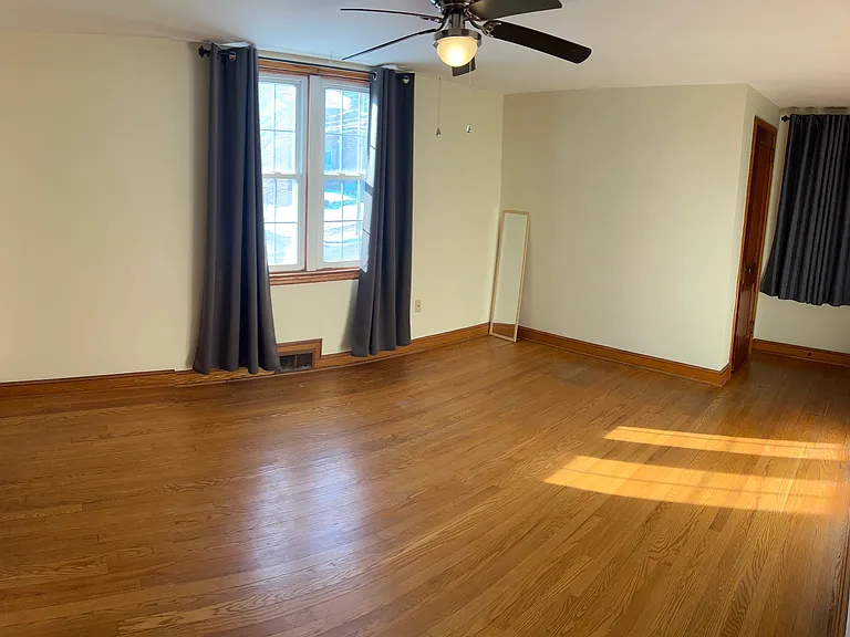 Bedroom #1