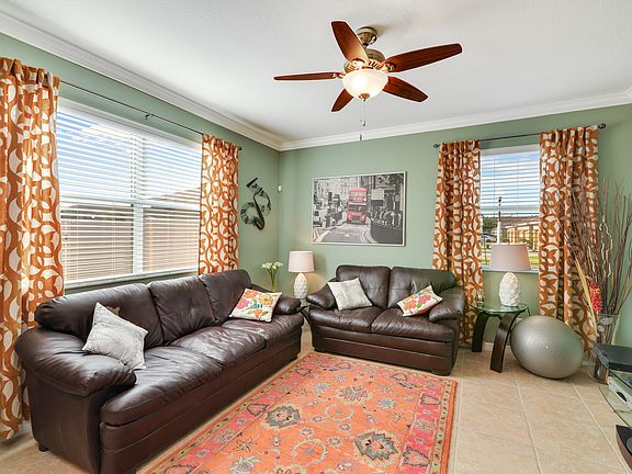 4th image of 9053 Savannah Julip Ln