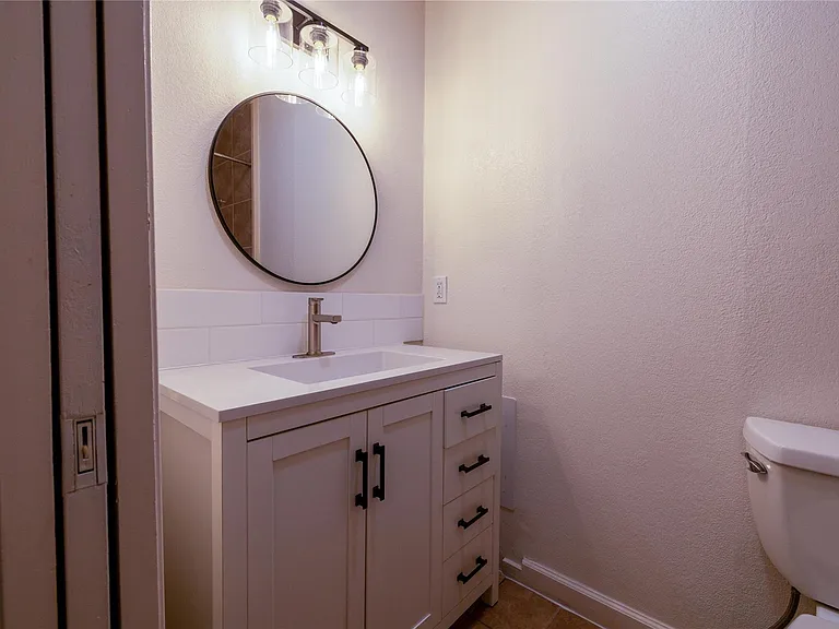 4304 Scottsdale Rd — Photo 12