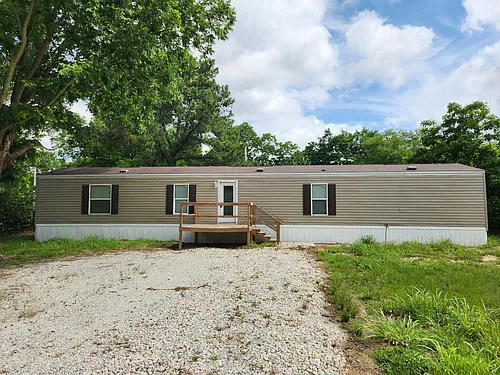 502 E Lee Photo 1