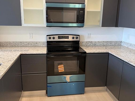3rd image of 5563 Milenia Park Blvd #407