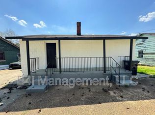 905 Ls Glencamp Way, Manchester, GA 31816