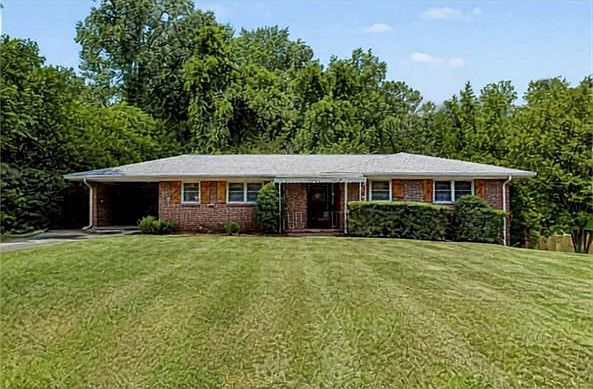 1st image of 4455 Hillpine Rd