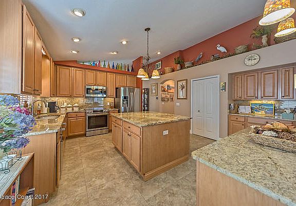 4th image of 4051 Chardonnay Dr