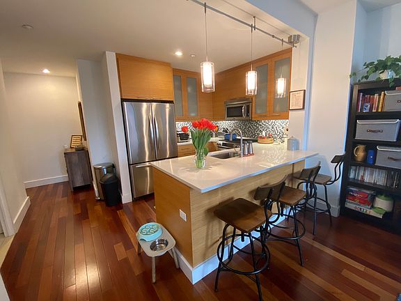 3rd image of 251 7th St APT 6C