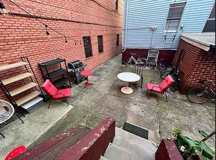 203 Woodpoint Rd #1A, Brooklyn, NY 11211