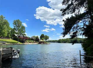 342 Greenbay Rd, Mooresville, NC 28117