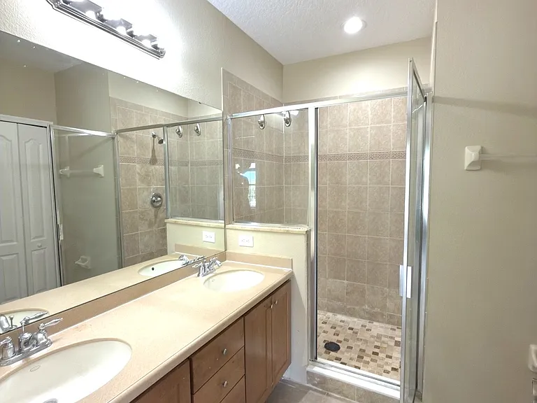 5851 Strada Capri Way — Photo 15