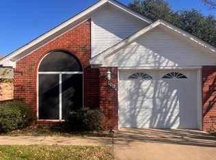 1004 Bull Run, Denton, TX 76209