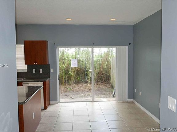 4th image of 1534 SE 31st Ct #1534