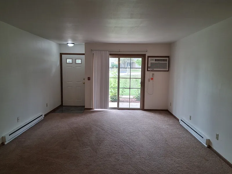 230 Humar St — Photo 3