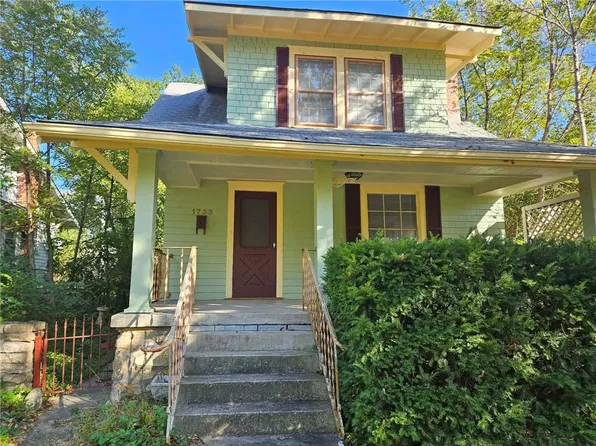 1733 S Crescent Ave, Independence, MO 64052