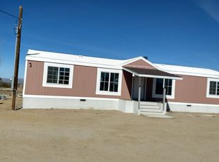 5332 Begonia Rd, Phelan, CA 92371