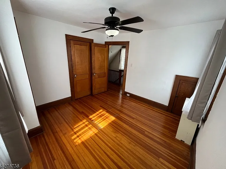 364 Chestnut St — Photo 12