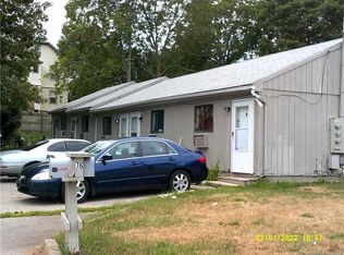 76 Summer St, New London, CT 06320