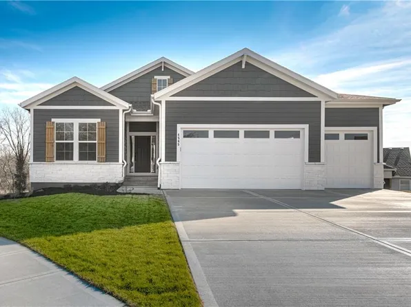 4565 NW 49th Pl, Riverside, MO 64150