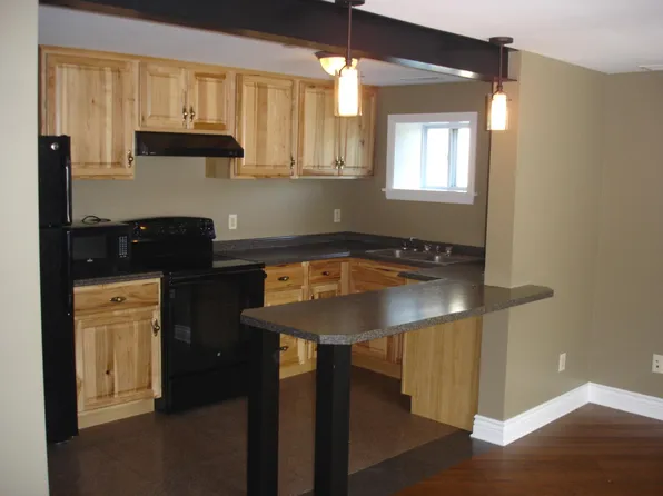 709 Oak St, State College, PA 16803