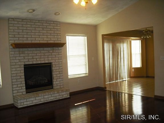 BELLA CHERRYWOOD PLANK FLOOR