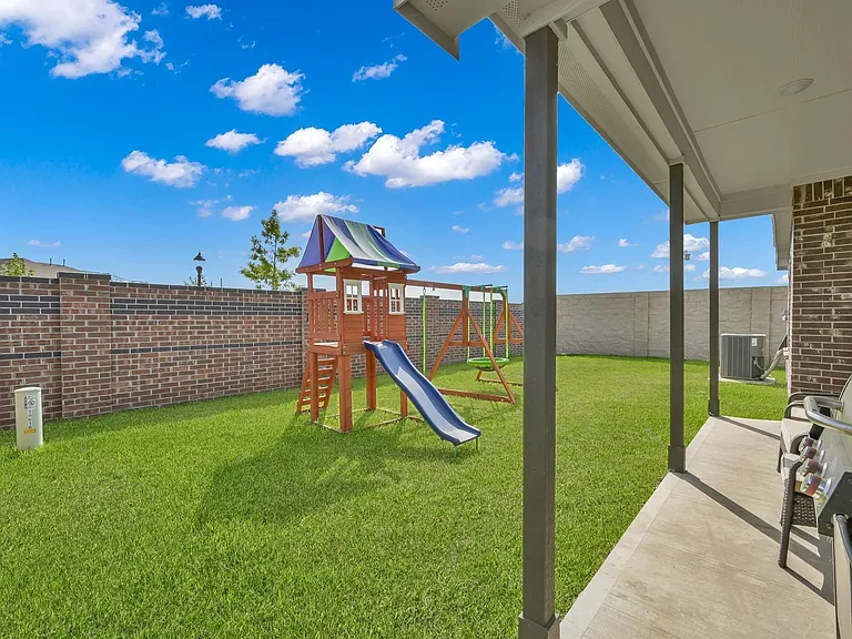 19610 Chianti Point Dr — Photo 22
