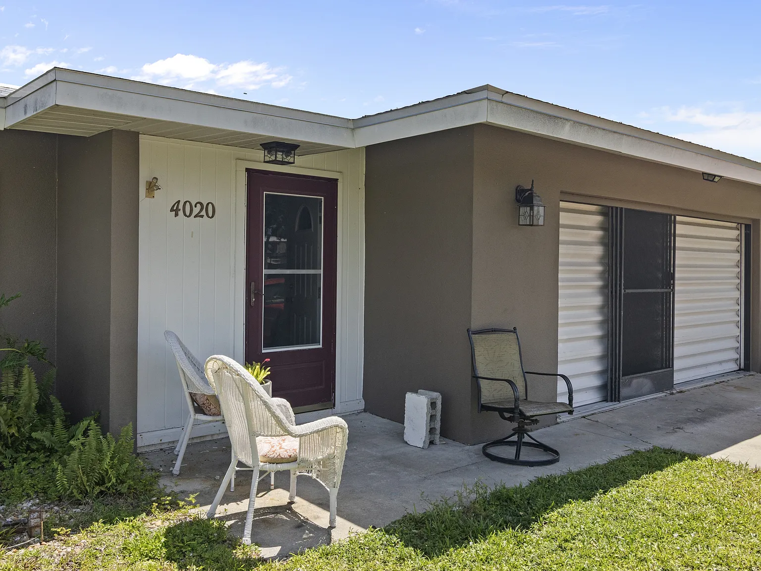 4020 Palm Drive - 1 — Photo 2