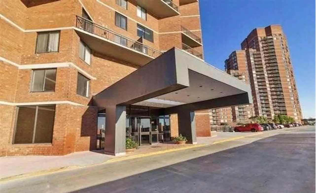 1223 Harmon Cove Tower #1223 photo 1