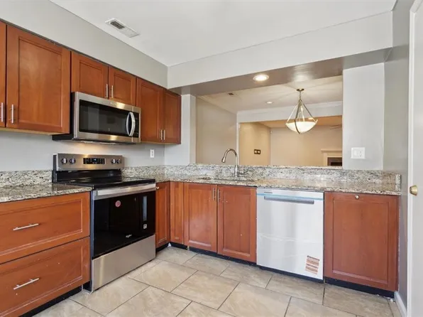 5550 Campus Dr, Virginia Beach, VA 23462
