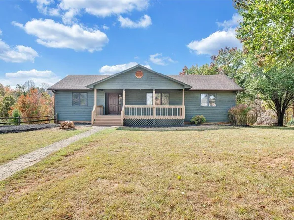 1296 Three Oaks Rd, Wirtz, VA 24184