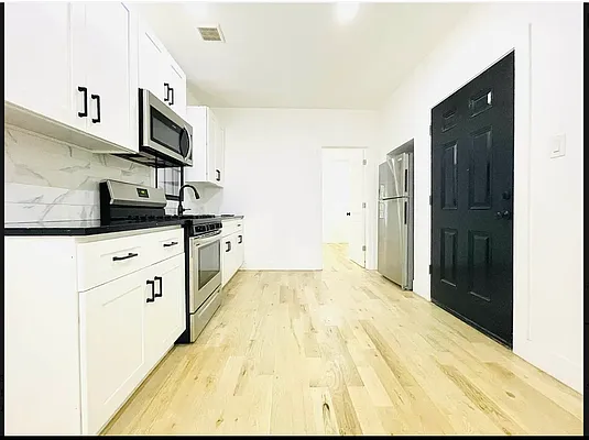 Rented by North East Queens Realty | media 3
