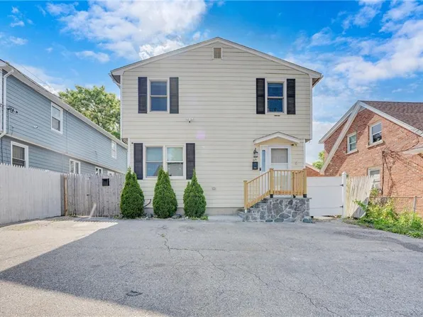 64 Berlin St, Providence, RI 02908