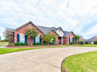 22222 Cedar Farm Rd, Edmond, OK 73025