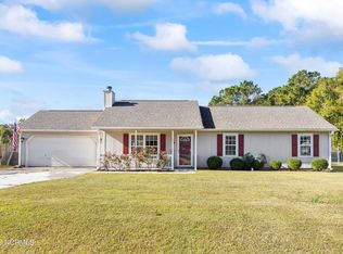 244 Zachary Ln, Hubert, NC 28539