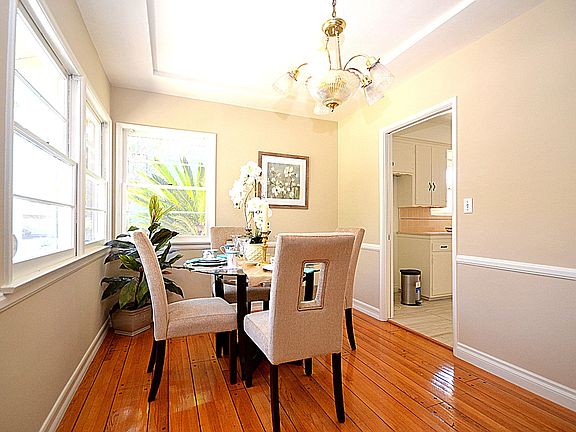 4th image of 2504 Janet Lee Dr