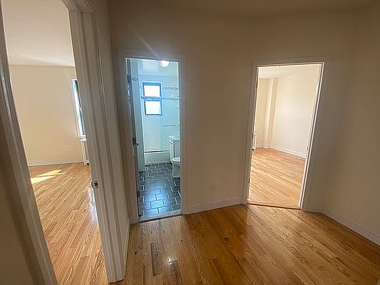 4th image of 68-50 Burns St #3C