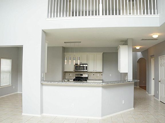 5th image of 18238 Brightwood Park Ln