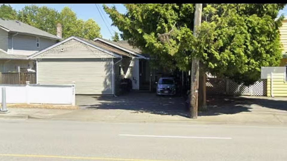 1st image of 4460 No 4 Rd