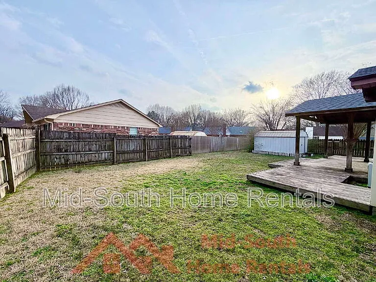 465 Shelton Rd — Photo 27