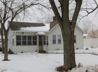 204 S 9th St, Chesterton, IN 46304