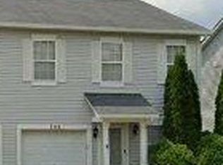 704 Zachary Dr, Romeoville, IL 60446